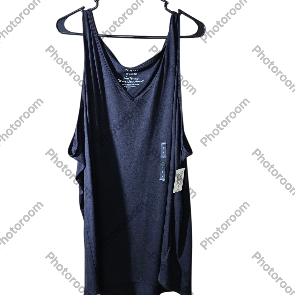 NWT SIZE 6 Torrid Black Sleeveless Tank